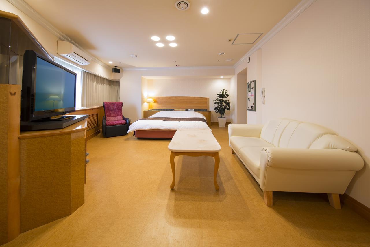 Hotel Alps (Adults Only) Osaka Zewnętrze zdjęcie