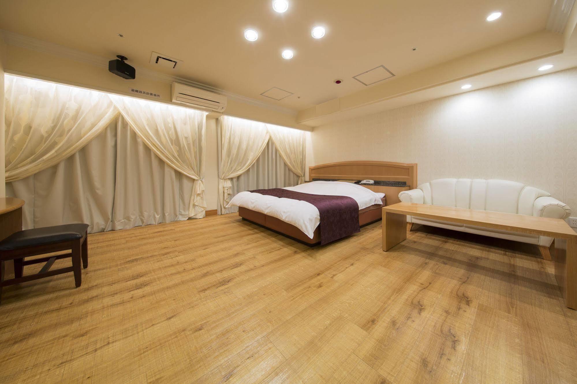 Hotel Alps (Adults Only) Osaka Zewnętrze zdjęcie